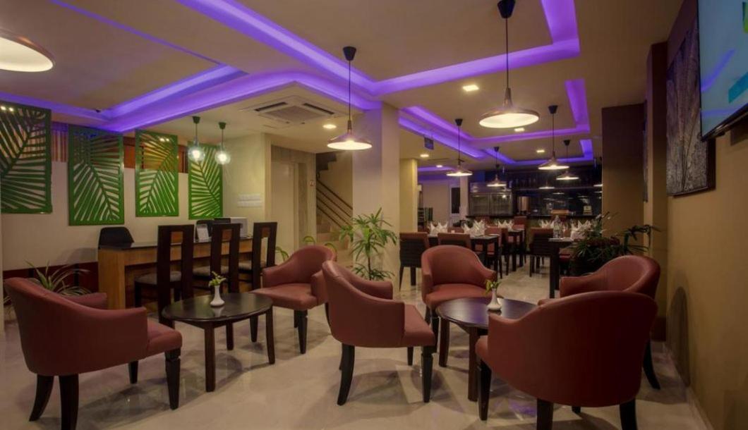 Eleven Trees Maldives Hotel ฮุลฮูมาเล ภายนอก รูปภาพ