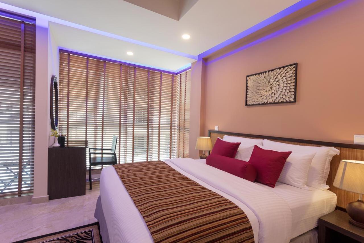 Eleven Trees Maldives Hotel ฮุลฮูมาเล ภายนอก รูปภาพ